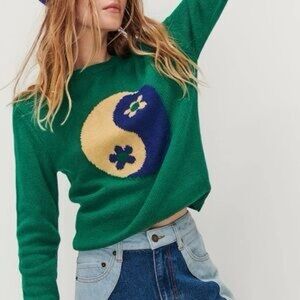 Ghanda Yang Knit Sweater Green Blue